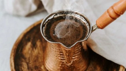 Как сварить кофе дома в турке на газовой плите? Известные рецепты бодрящего напитка